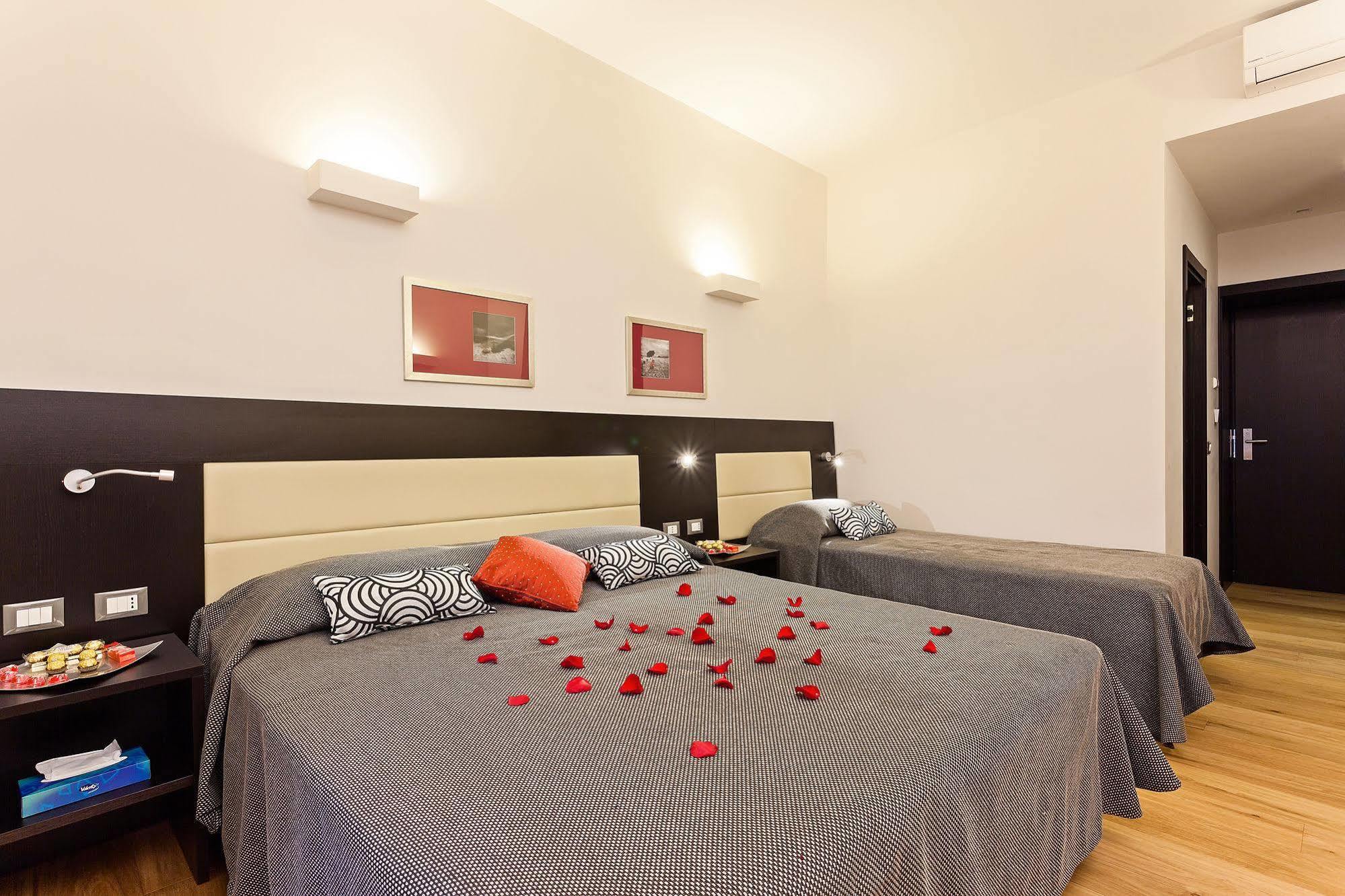 Domus Best Guest House Rome Exterior photo